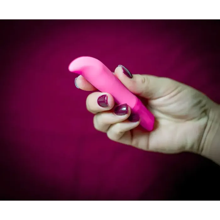 Maia Toys Female Sex Toys Maddie Rechargeable Silicone Bullet Maia Toys Female Sex Toys Maddie Rechargeable Silicone Bullet