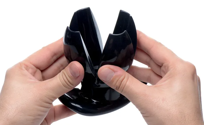 Master Series Anal Claw Expanding Anal Dilator